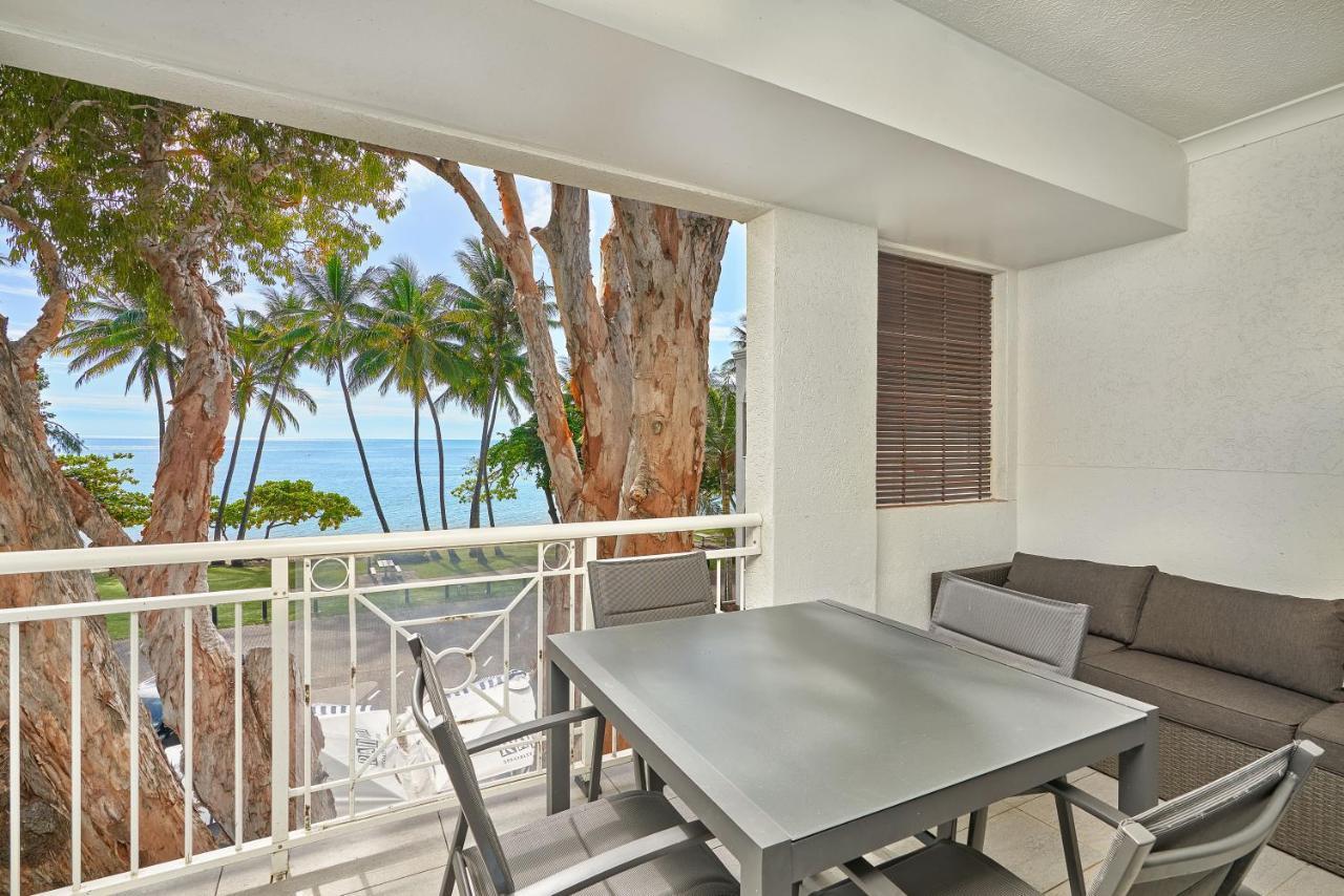 Alassio Beachfront Apartments 팜코브 외부 사진