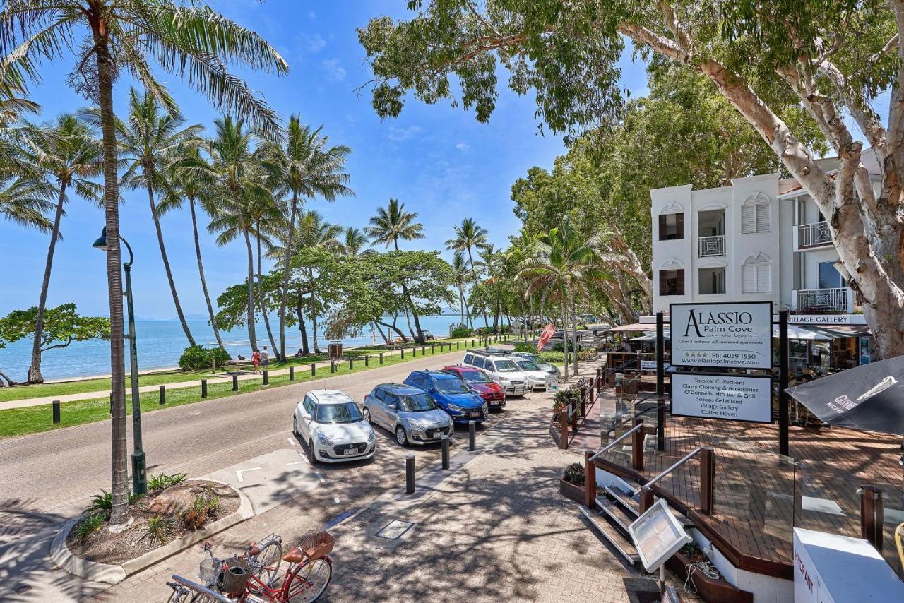 Alassio Beachfront Apartments 팜코브 외부 사진